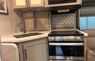 "The Chateau" -2024 Very spacious