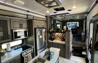 Yordy & Nates RV Rental
