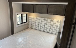 2023 Mercedes Coachmen Prism 25 ft Diesel 14-16mpg