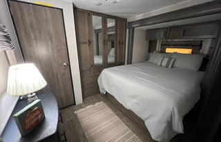 River Run 35 ft Bunkhouse- North GA Pet friendly