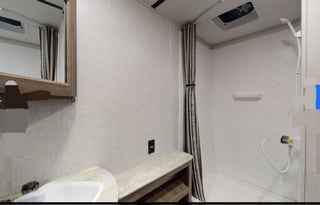 2021 CrossRoads RV Zinger Lite