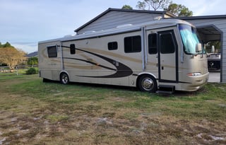 2003 Newmar Kountry Star ksdp3905