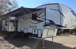 2024 Forest River Arctic Wolf Suite 3660