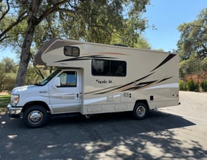 Winnebago Spirit 22R