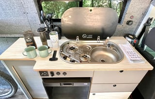 Vista Adventure Vans - Pet Friendly  2020 AWD Transit High Roof