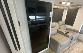 2024 Dutchman Astoria 5th Wheel with Bunkhouse