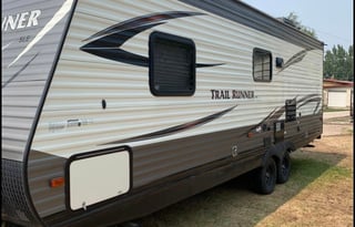 Heartland Trail Runner SLE 25 - *with Solar*