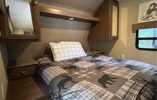 2016 Dutchmen RV Coleman Lantern Series 262BH