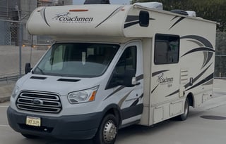 Easy to Operate Solar Family RV