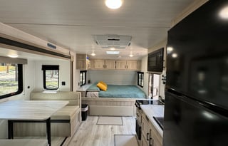 2024 EAST TO WEST Della Terra 181BHSLE