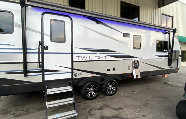 Tweaker Rv Twilight | RVshare
