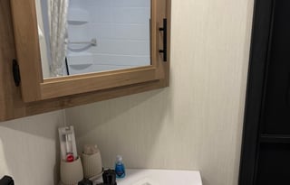 2025 Campsite Ultra – Bunks, Delivery, Sleeps 8