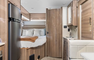 2019 Entegra Coach Qwest 24K