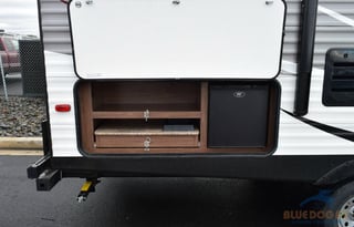 2017 Dutchmen RV Coleman Lantern Series 285 BH