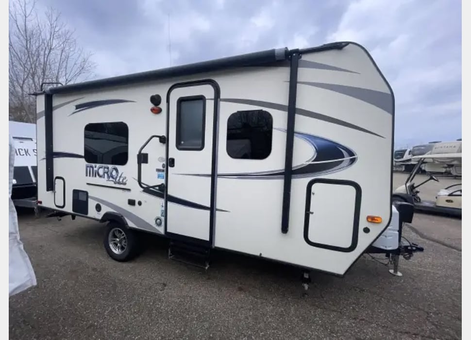 Travel Trailer rentals in Rio Rancho