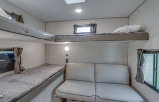 BRAND NEW! 2025 Catalina Legacy 293QBCK Bunk House