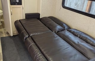 2018 Winnebago Micro Minnie 2106FBS