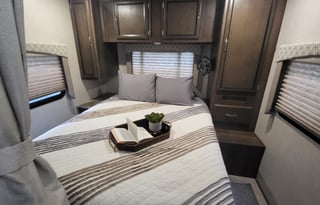 RV Trippin -"Clyde" - Coachman Freelander 27QB