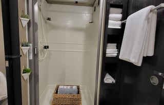 The Couples Retreat, **Pet Friendly**