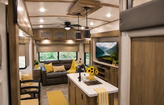 Family Lake Weekend Headquarters (GWTX 2037)