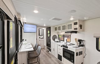 2025 R POD-197  The perfect couples camper!