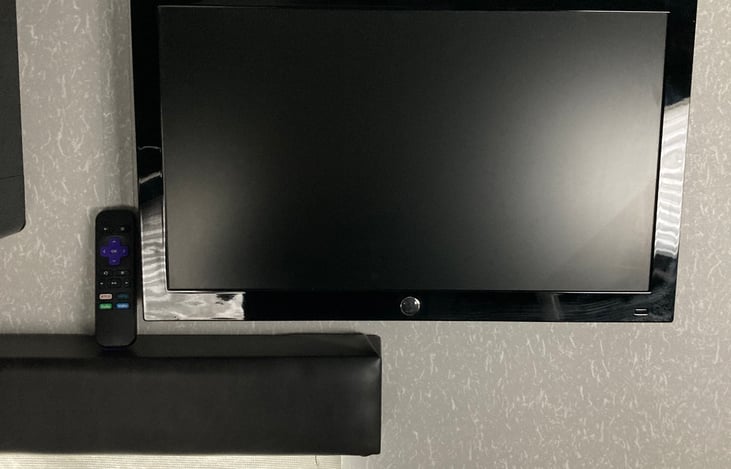 Even out in nature, Jake allows you to binge watch your favorite streaming shows and movies. Transporting the TV to the outside is super easy.