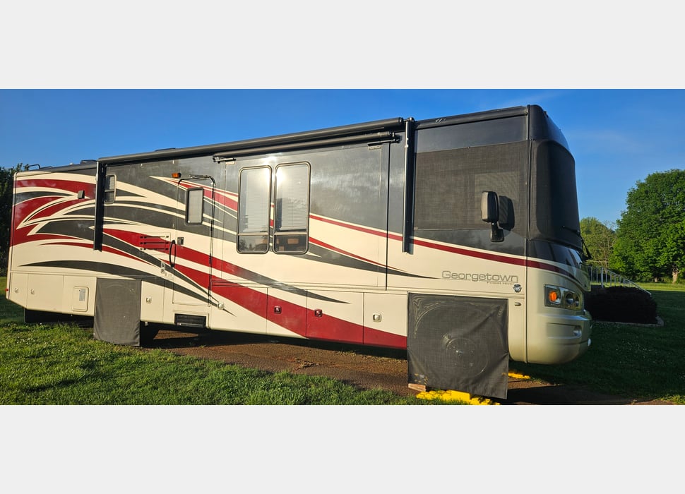 Class A Motor Home rentals in Hendersonville