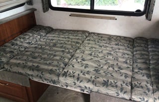 2002 Fleetwood RV Bounder 31W