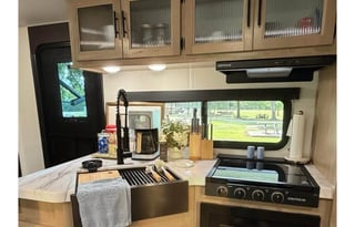 Jane’s RV Rentals