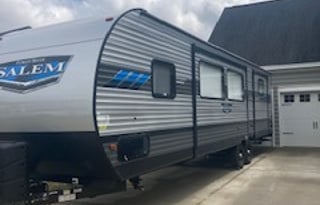 2021 Forest River Salem 31KQBTS  **DELIVERY ONLY**
