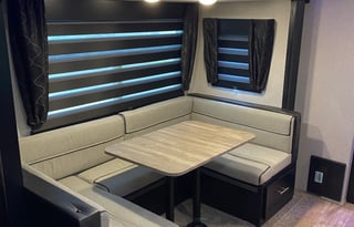 2021 Forest River RV Cherokee Black Label 274BRBBL Sleeps 10