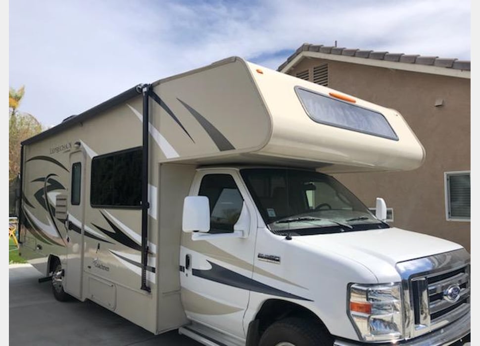 Class C Motor Home rentals in Wildomar