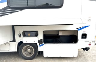 2020 Thor Motor Coach Daybreak 27DB