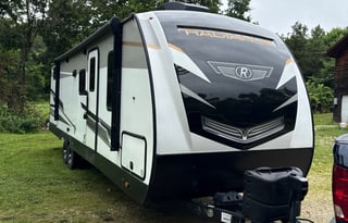 Cruiser Radiance 28QD Bunkhouse Travel Trailer