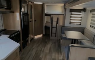 On Scene RV "North Star" 2023 Alpha Wolf 26dbh-l