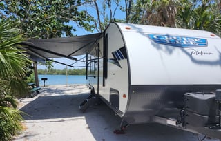 Luxury Towable Bunkhouse Sleeps 8 Fully Stocked