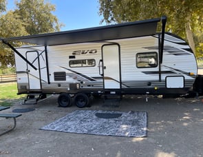 Forest River RV EVO T2490