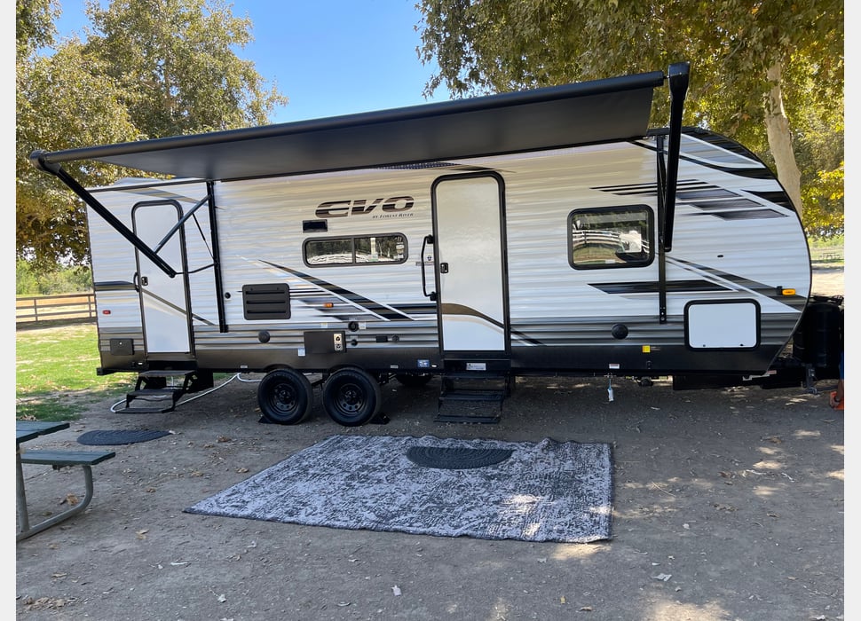 Travel Trailer rentals in Riverside
