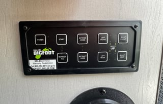 2025 31ft Coachmen 29KB - Sleeps 8