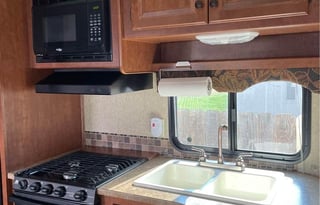 2012 Heartland Prowler 26P BH