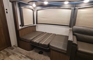 2019 Keystone RV Cougar 32BHS