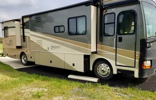 This RV Is For Delivery/Set Up Local Use Only