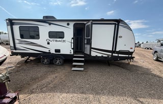 2020 Keystone Outback Ultralite 240URS