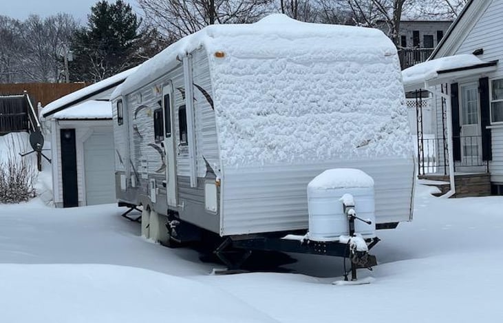 012323 snowed in driveway thus $1,000 off price