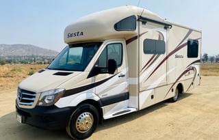 2017 Thor Motor Coach Siesta Sprinter 24ST - Giant
