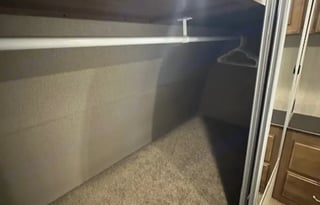 2018 Keystone RV Laredo - so much room!!!