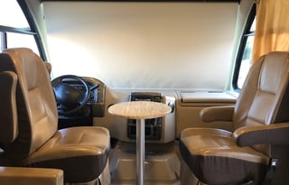 Memory Builder 2017 Thor Motor Coach Vegas 25.2