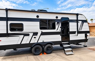 2025 Momentum Toy Hauler | Patio + Generator