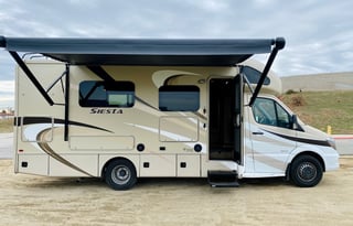 Take a siesta in our exquisite Mercedes Sprinter!