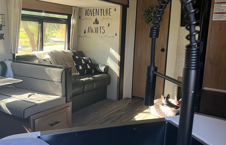 Another living area shot